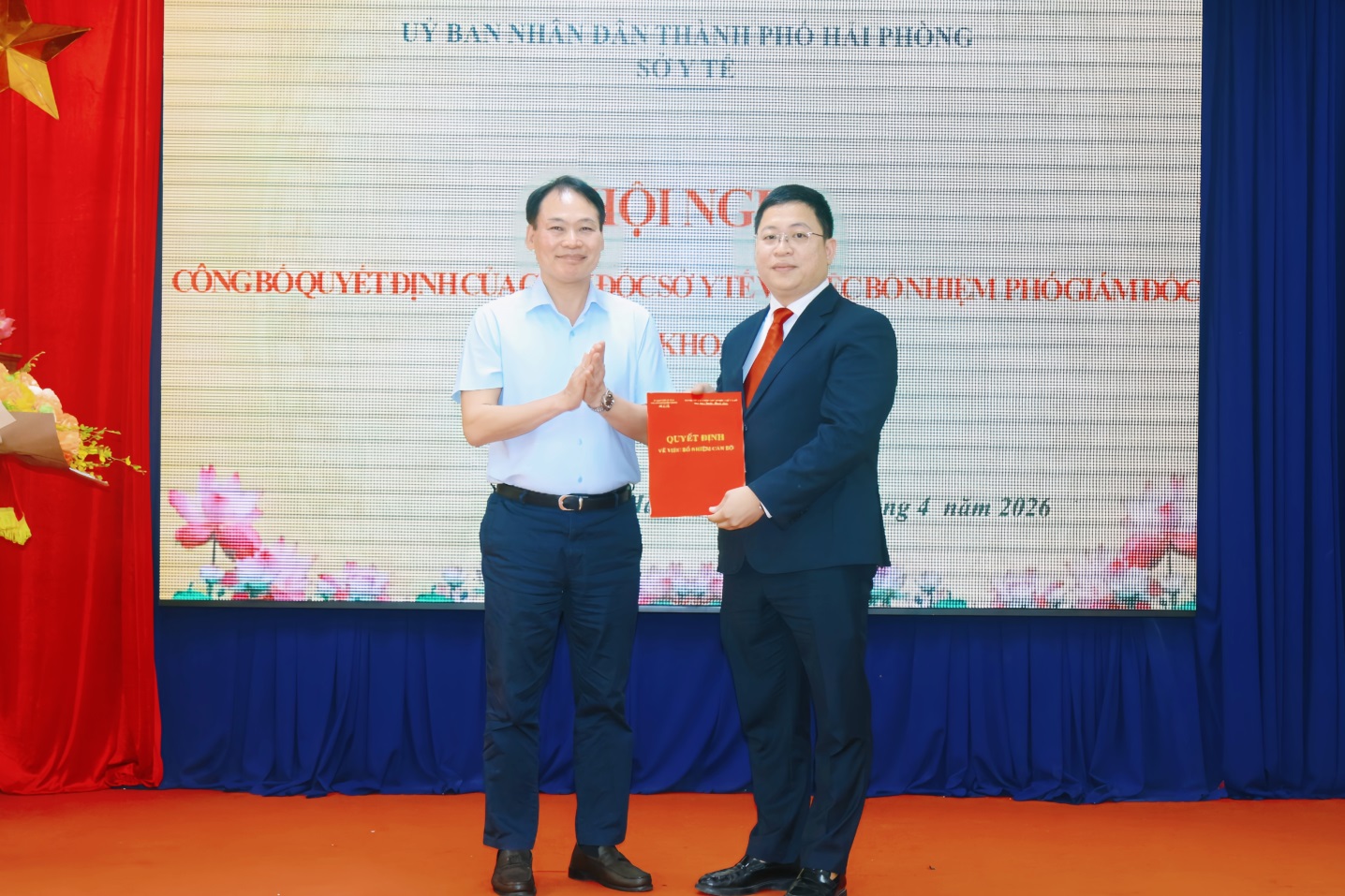 HỘI NGHỊ CÔNG BỐ QUYẾT ĐỊNH BỔ NHIỆM PHÓ GIÁM ĐỐC BỆNH VIỆN ĐA KHOA HẢI DƯƠNG